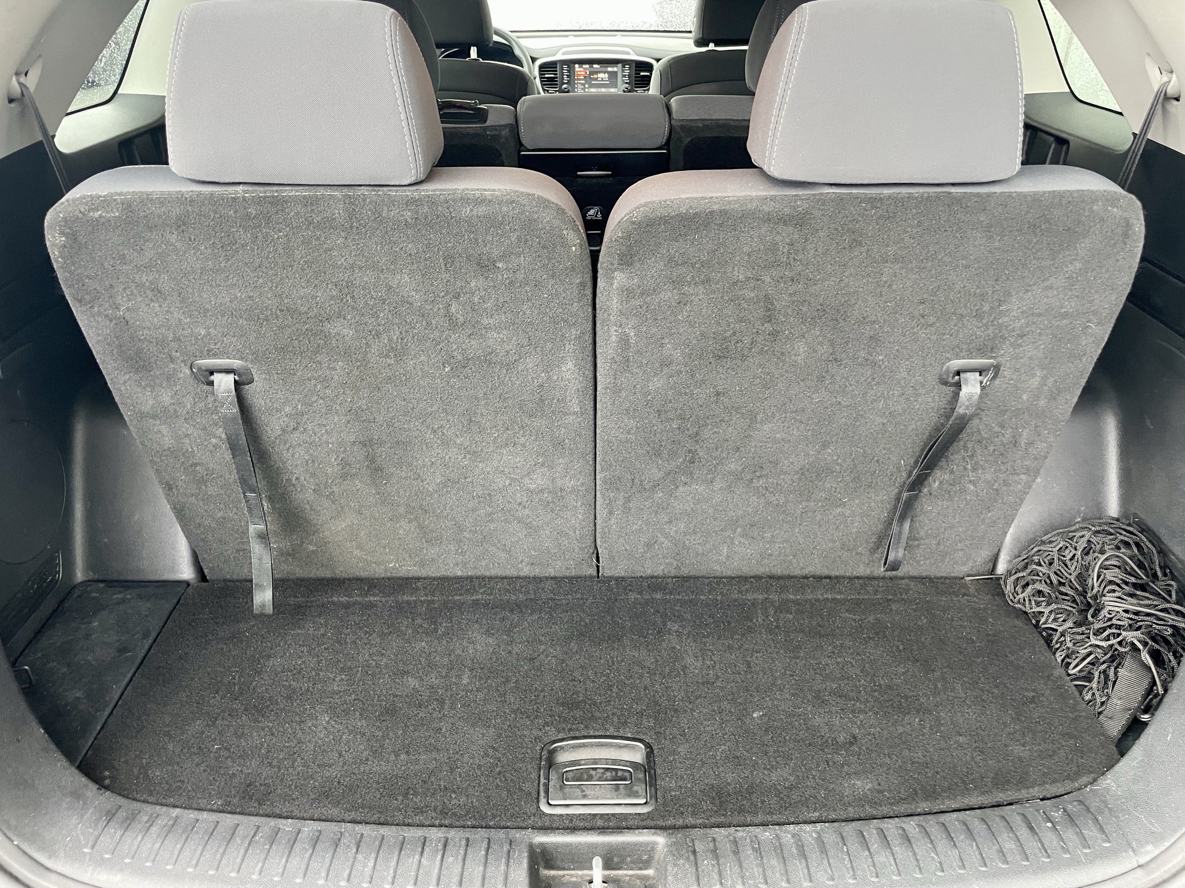 Used 2019 Kia Sorento AWD V6 image 37