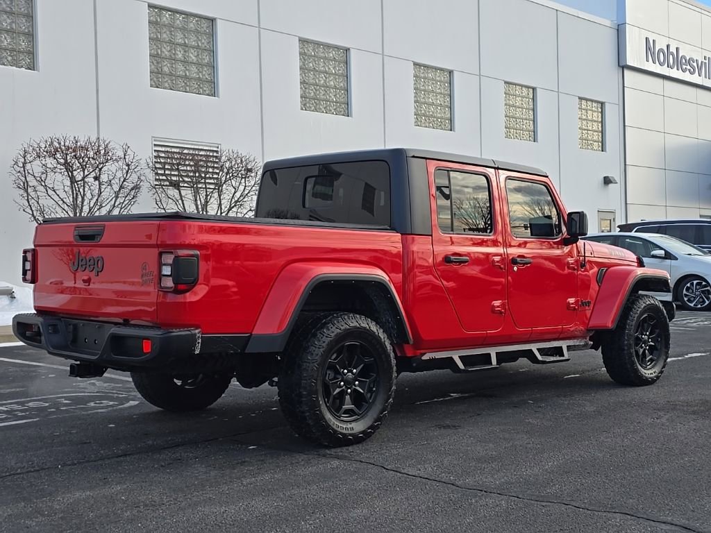 Used 2021 Jeep Gladiator Willys image 8