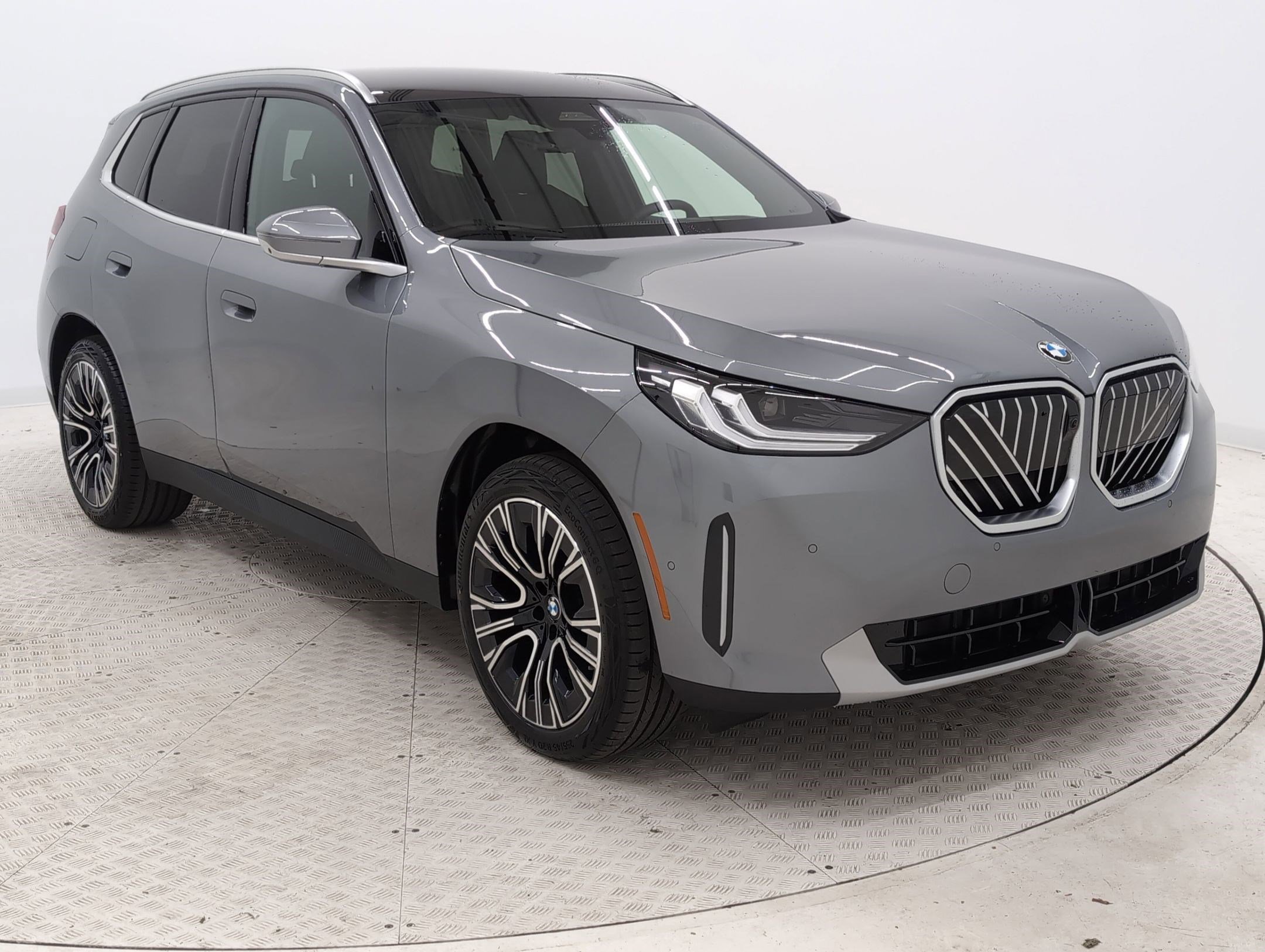 Used 2025 BMW X3 xDrive30i w/ Premium Package image 7