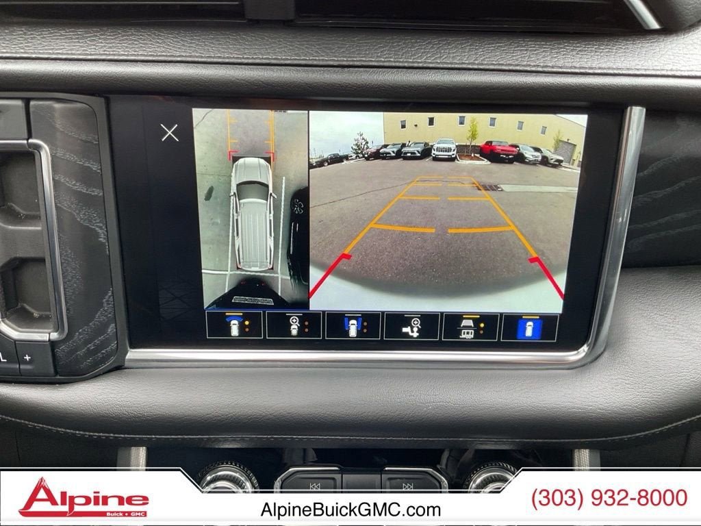 Used 2022 GMC Yukon XL Denali w/ Denali Premium Package image 19