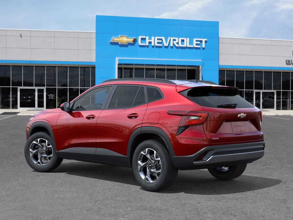 New 2026 Chevrolet Trax LT w/ Driver Confidence Package FWD image 3