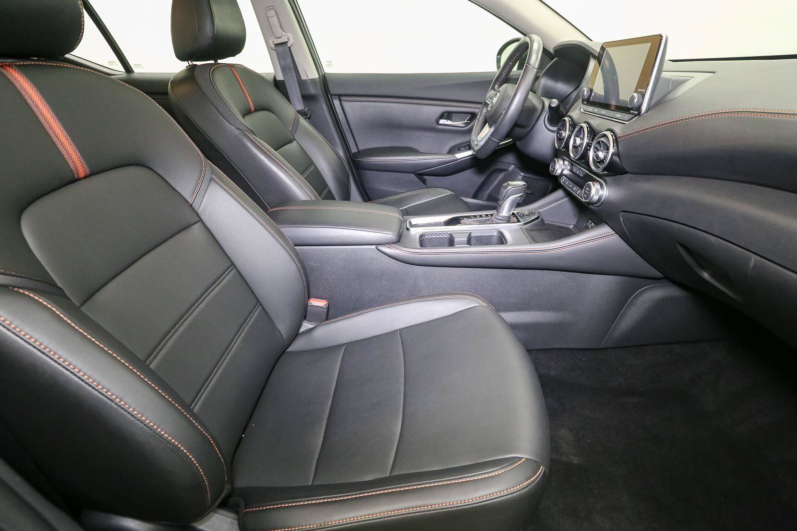 Used 2020 Nissan Sentra SR w/ Premium Package FWD image 18