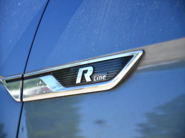 Used 2019 Volkswagen Atlas SEL R-Line AWD/4WD image 11