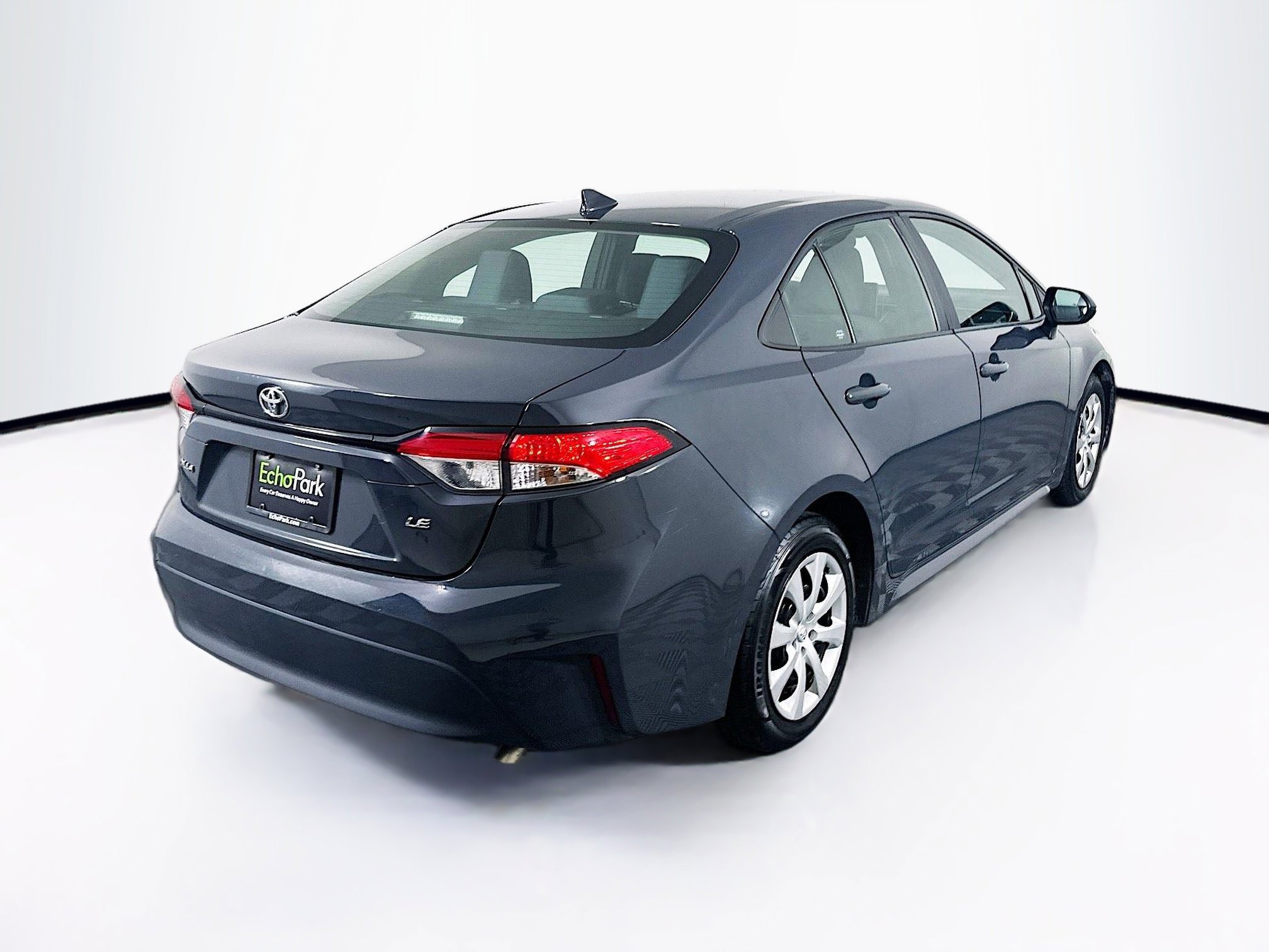 Used 2024 Toyota Corolla LE FWD image 9