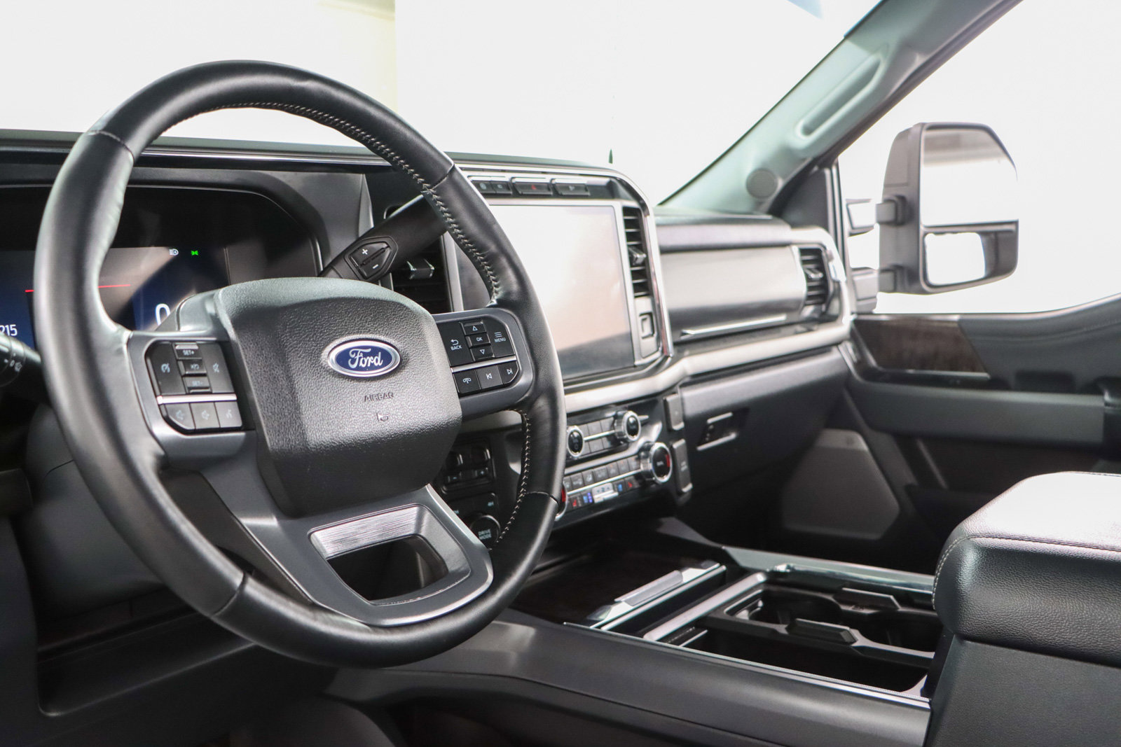 Used 2024 Ford F250 Lariat image 24