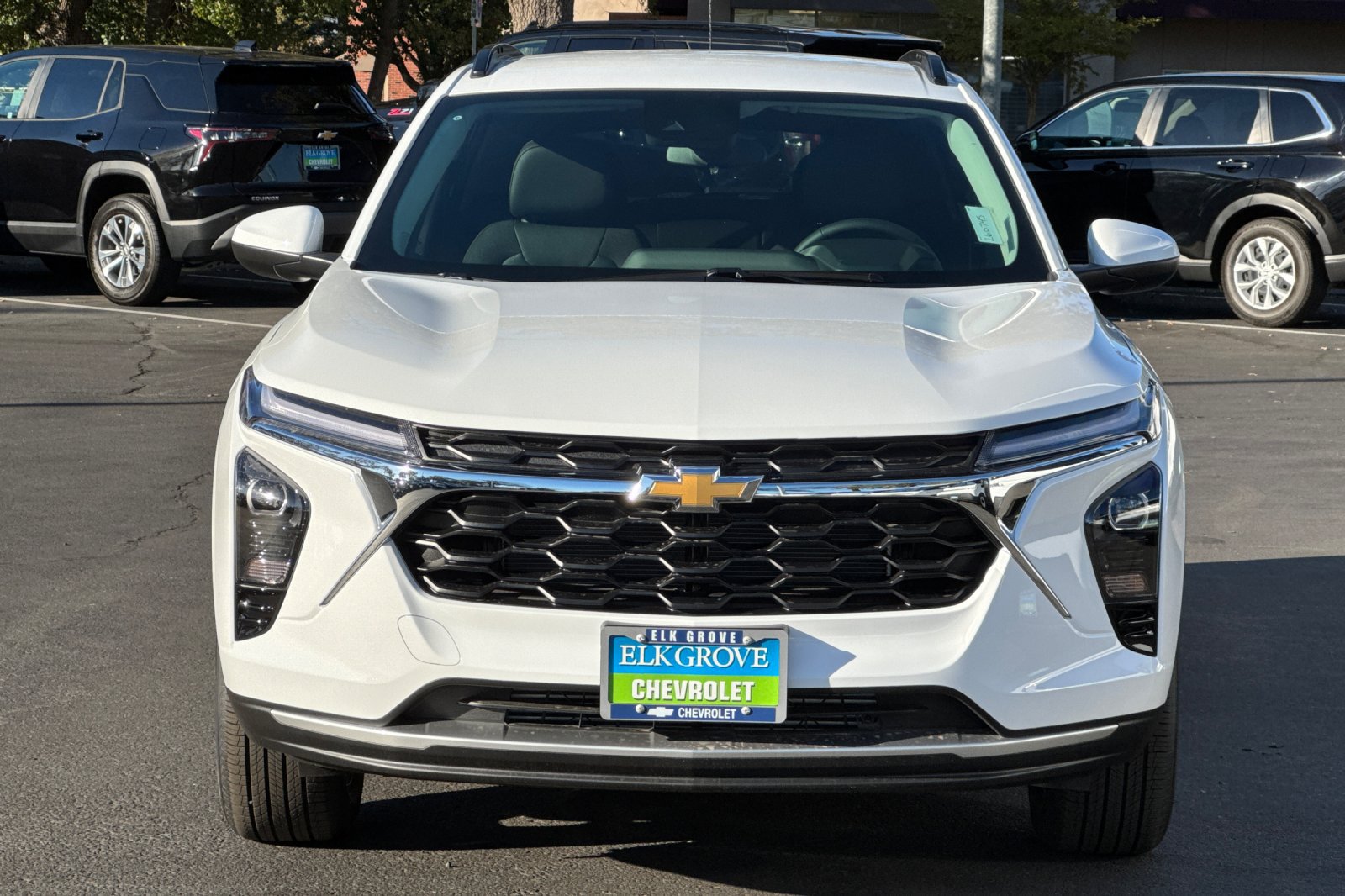 New 2026 Chevrolet Trax LT w/ LT Convenience Package FWD image 8