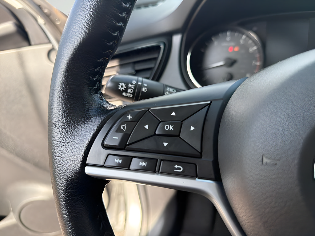 Used 2022 Nissan Rogue Sport SL w/ Premium Package AWD/4WD image 31