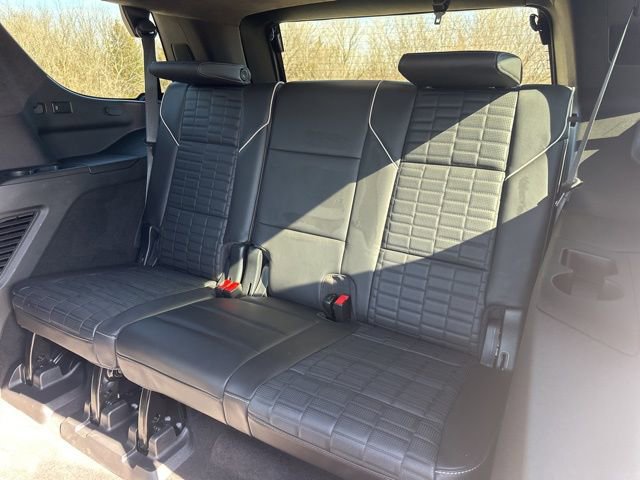 Used 2022 Cadillac Escalade Premium Luxury Platinum image 29
