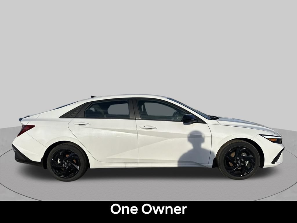 Used 2026 Hyundai Elantra Sport FWD image 7