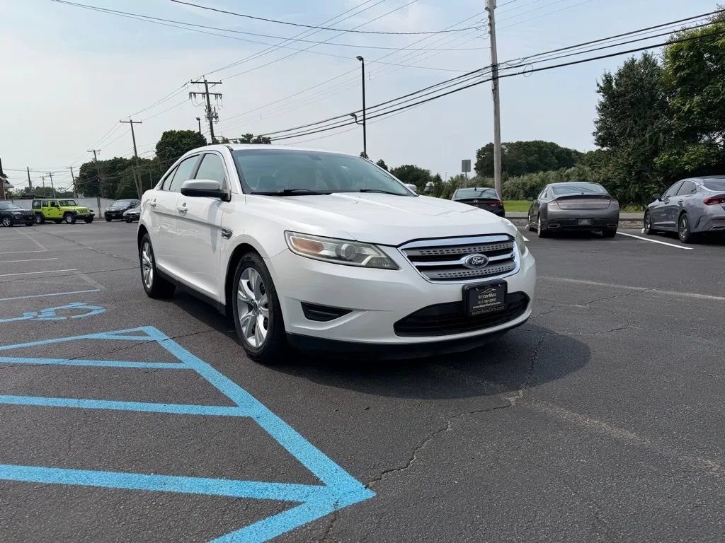 Used 2011 Ford Taurus SEL w/ 201A Rapid Spec Order Code FWD image 4