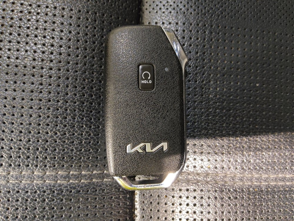 Used 2022 Kia Telluride EX w/ EX Premium Package FWD image 32