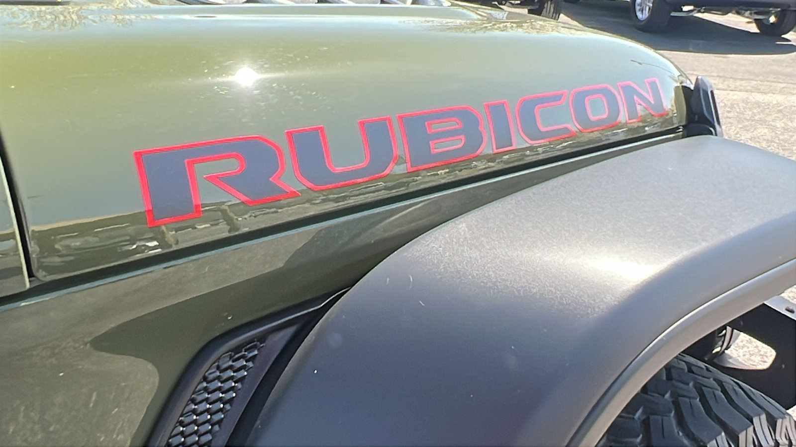 Used 2021 Jeep Gladiator Rubicon w/ LED Lighting Group image 9