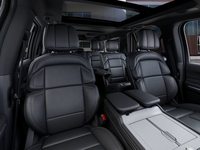New 2027 Lincoln Navigator L Reserve w/ Jet Appearance Package AWD/4WD image 10