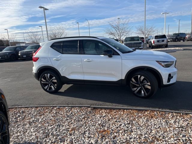 New 2026 Volvo XC40 B5 Ultra w/ Climate Package AWD/4WD image 5