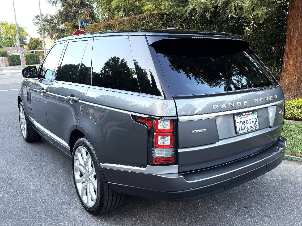 Used 2014 Land Rover Range Rover Supercharged AWD/4WD image 5