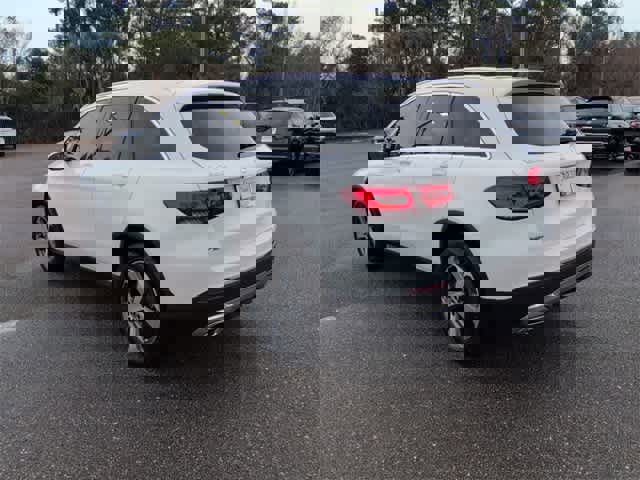 Used 2022 Mercedes-Benz GLC 300 4MATIC image 6