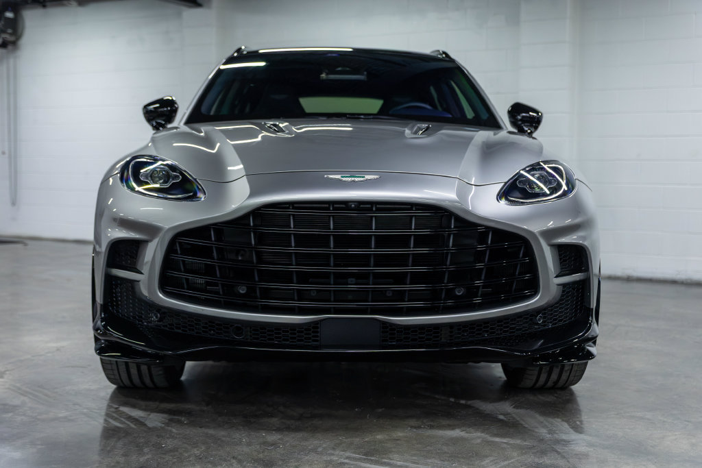 Used 2026 Aston Martin DBX 707 AWD/4WD image 4