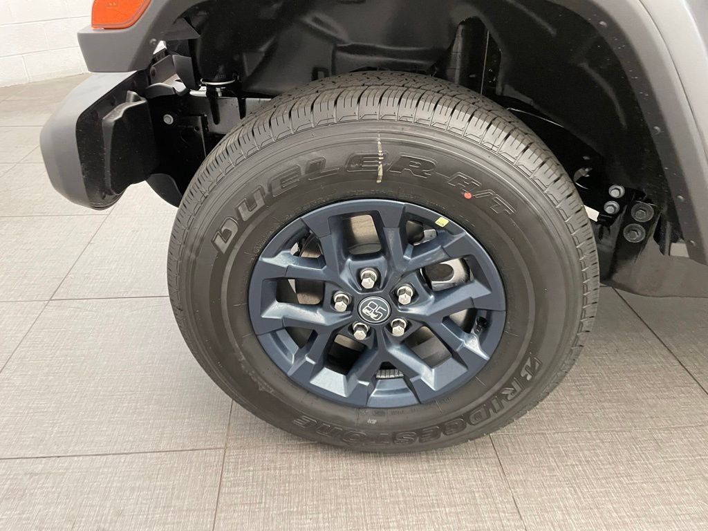 New 2026 Jeep Gladiator Mojave AWD/4WD image 8