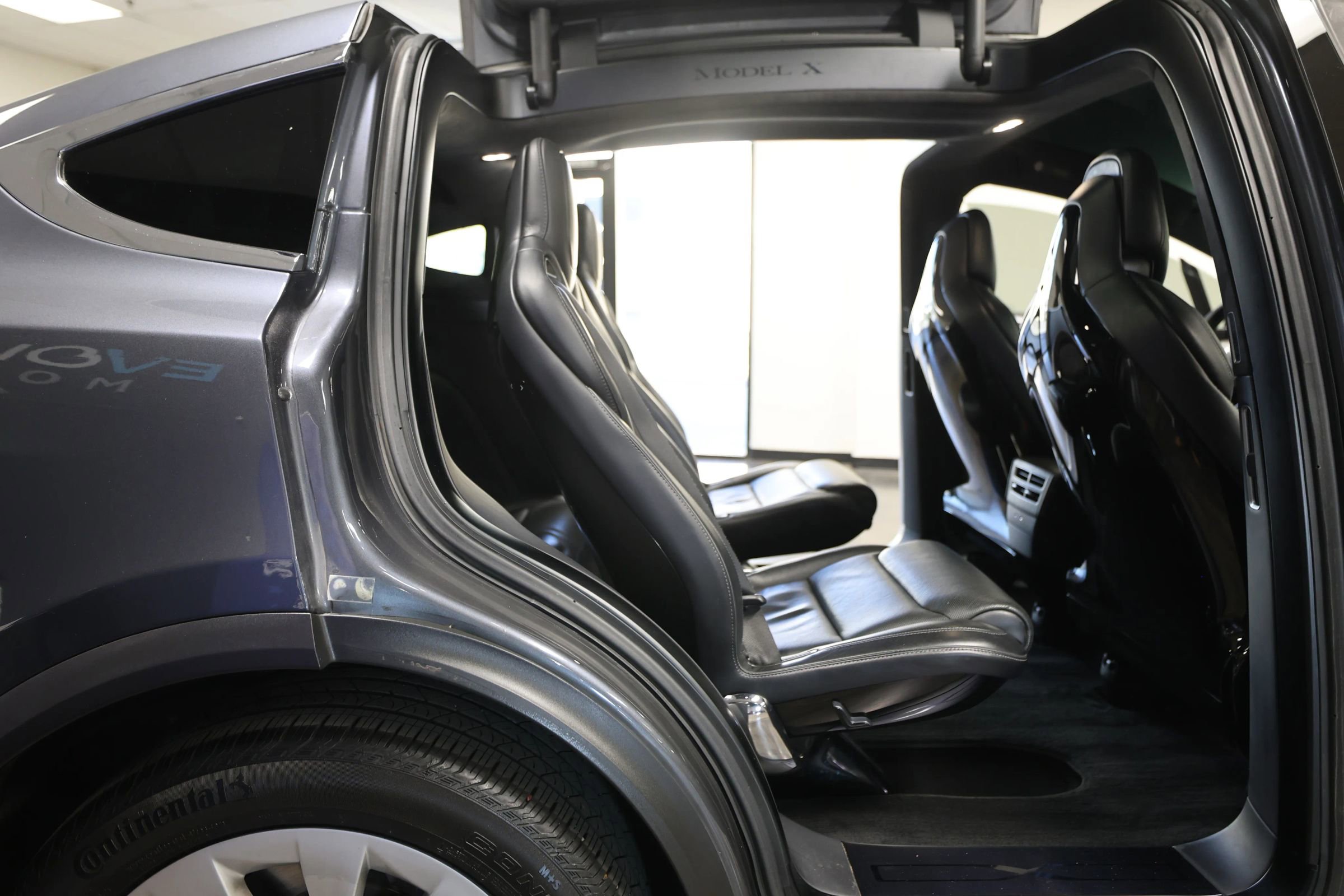 Used 2016 Tesla Model X 90D AWD/4WD image 39
