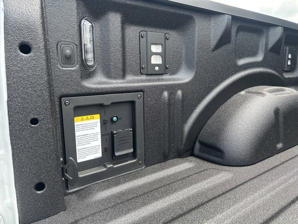 New 2025 Ford F150 Lariat w/ Equipment Group 501A Mid image 17