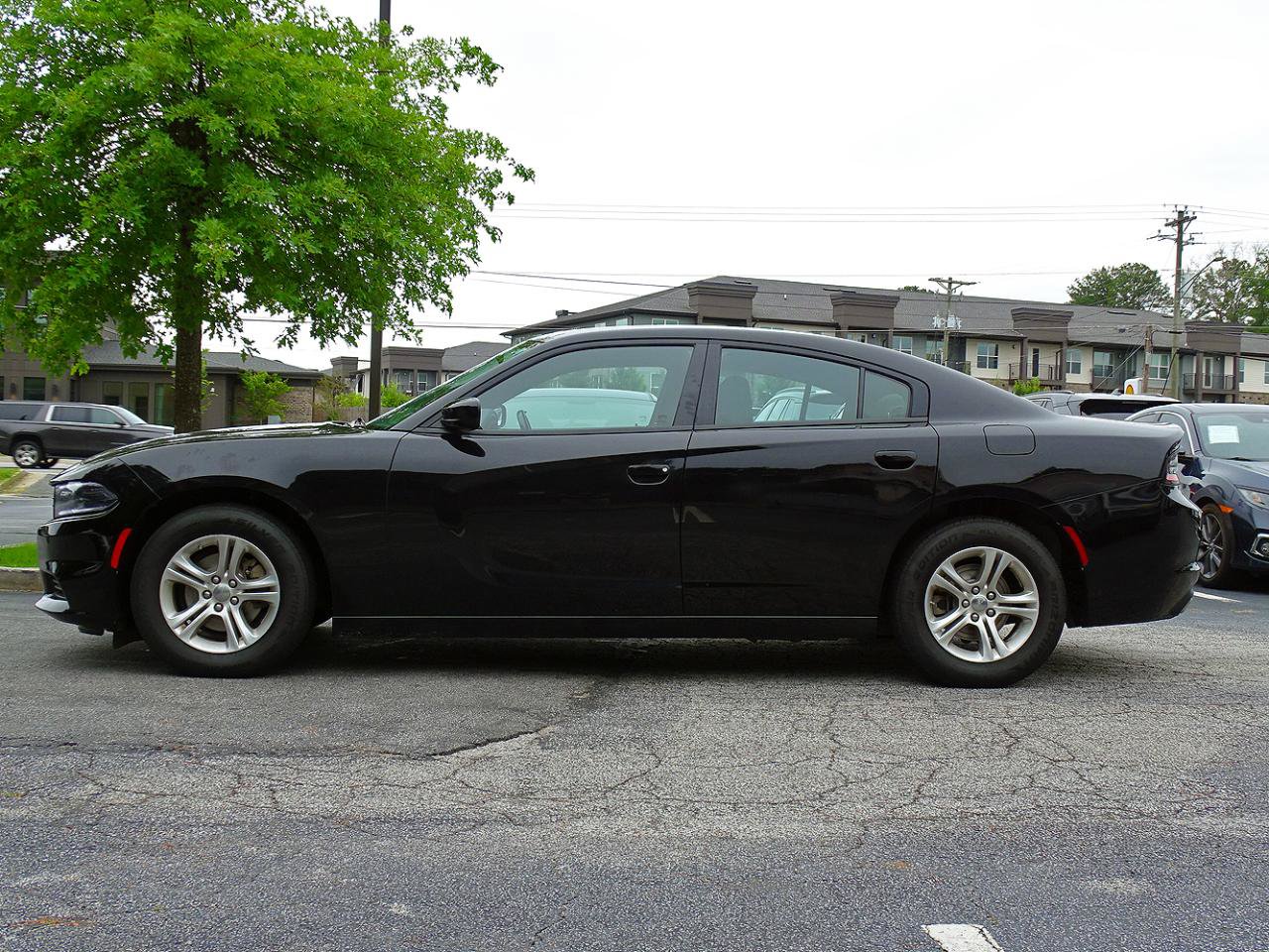 Used 2022 Dodge Charger SXT RWD image 7