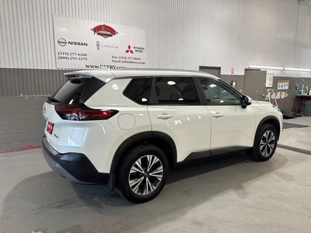 Certified 2023 Nissan Rogue SV w/ SV Premium B Package AWD/4WD image 4