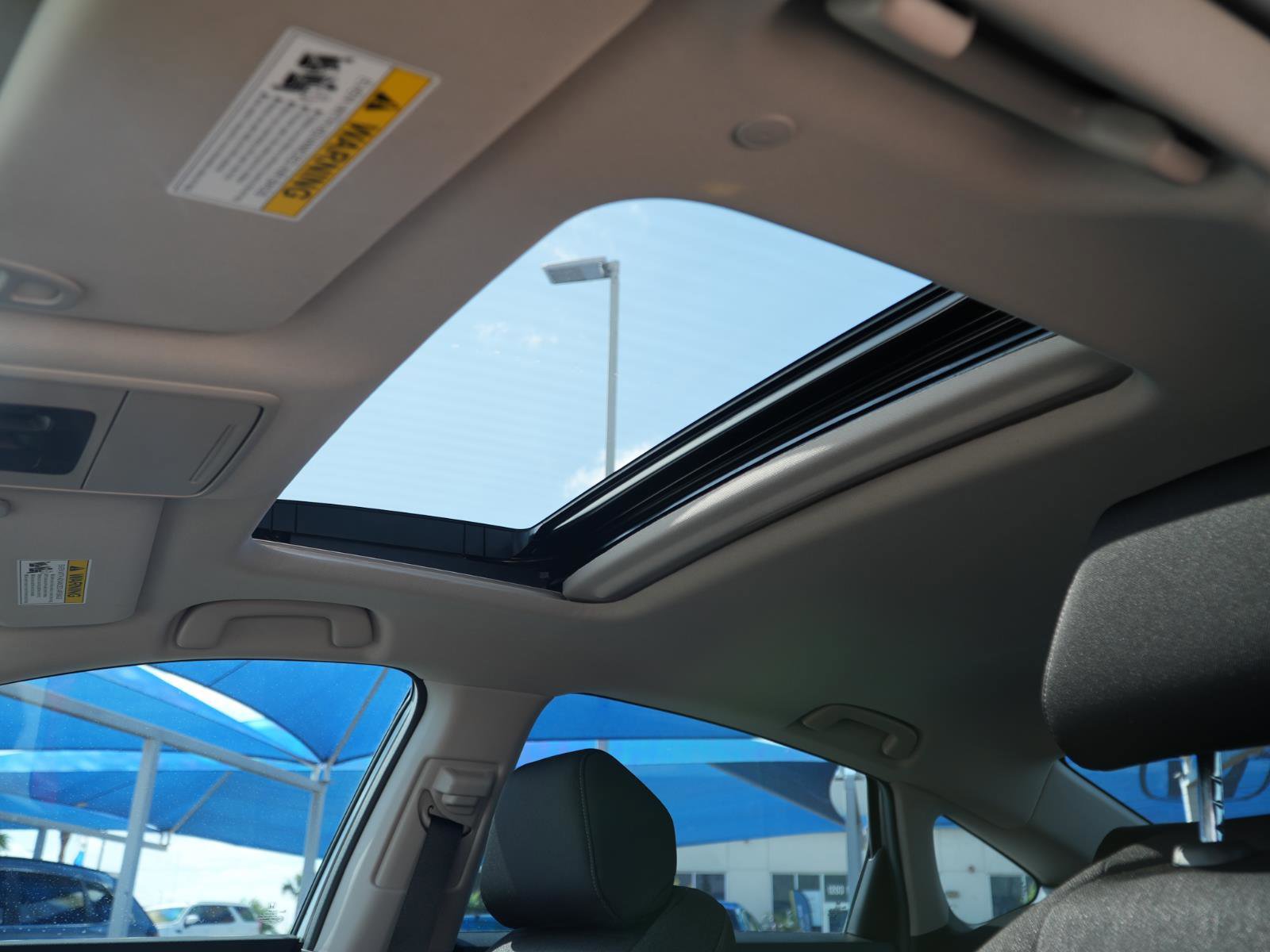 Used 2025 Honda Accord SE image 17