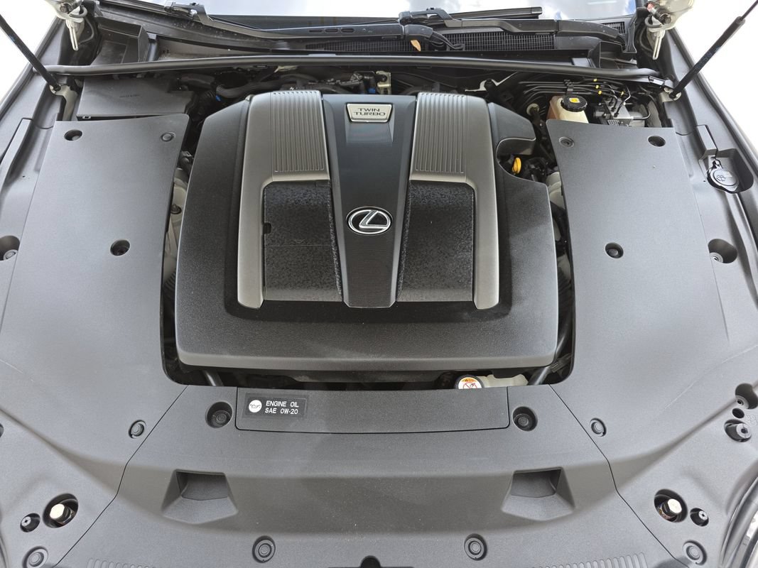 Used 2018 Lexus LS 500 F Sport w/ Accessory Package (Z1) RWD image 34