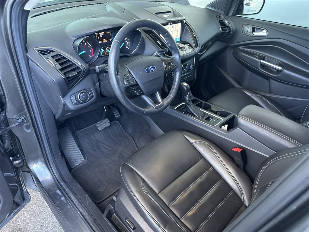 Used 2017 Ford Escape Titanium image 12