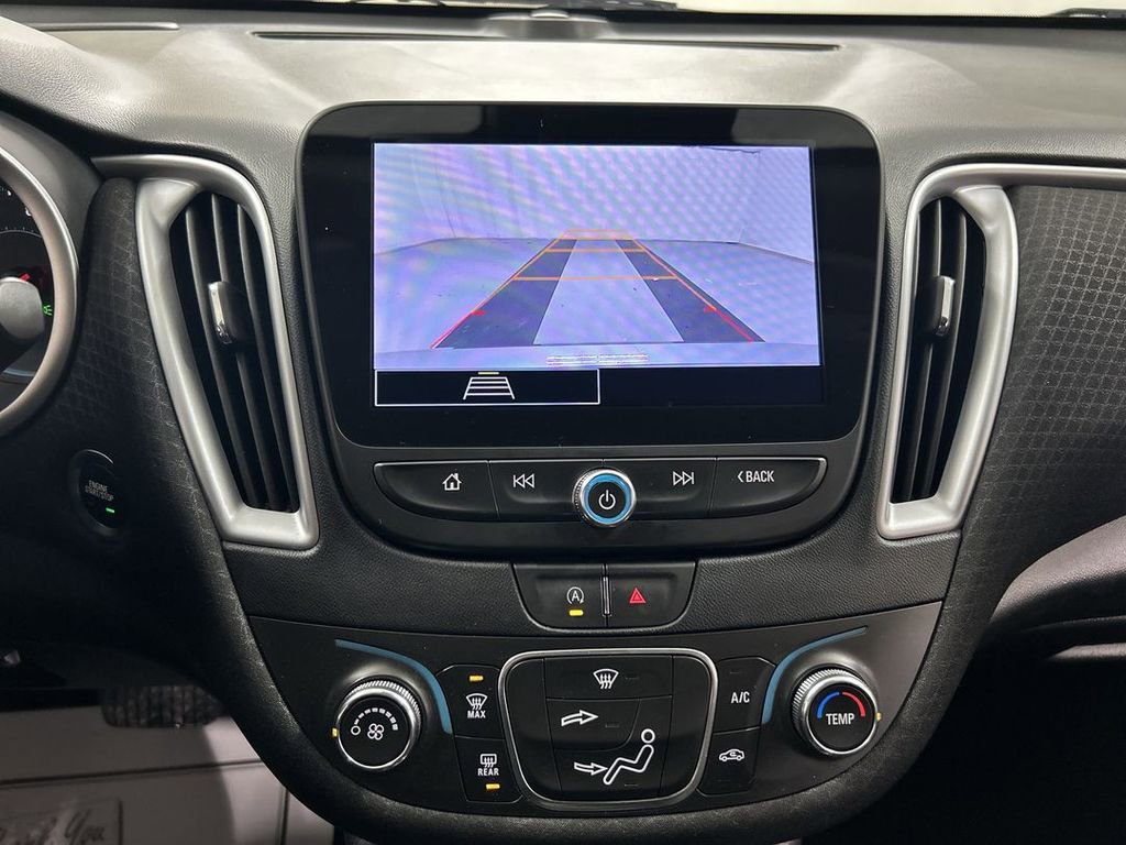 Used 2024 Chevrolet Malibu LS image 17