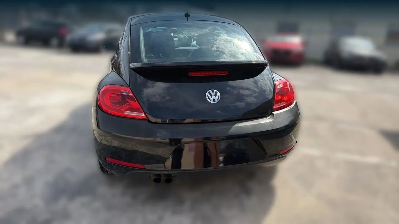 Used 2015 Volkswagen Beetle 1.8T FWD image 7