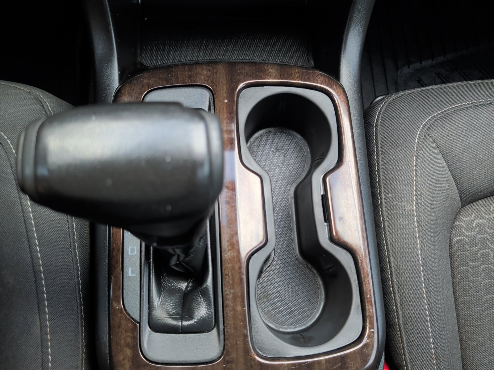 Used 2018 GMC Canyon SLE w/ SLE Convenience Package RWD image 12