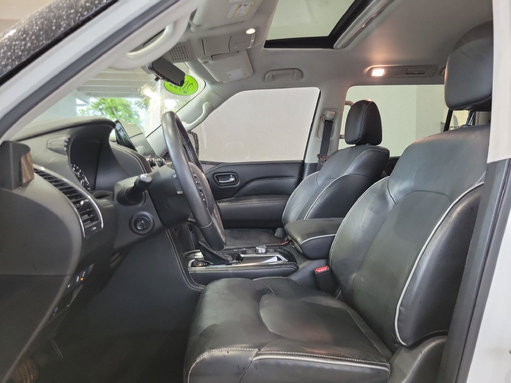 Used 2022 INFINITI QX80 Premium Select w/ All-Season Package RWD image 6