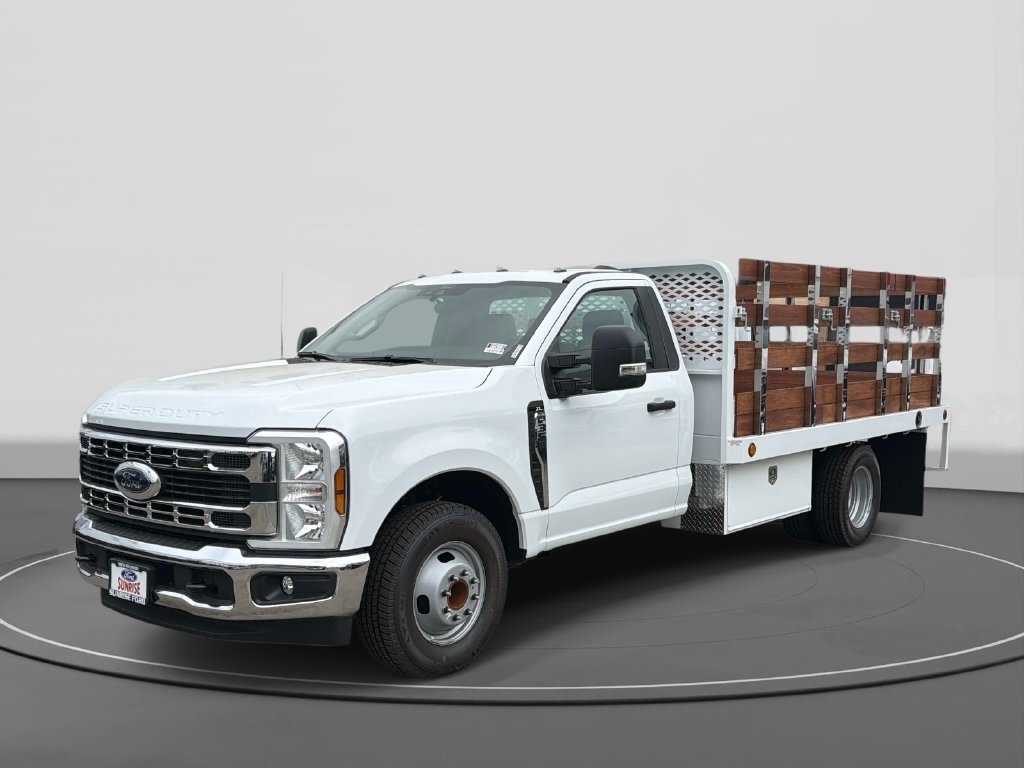 New 2026 Ford F350 XL w/ XL Chrome Package