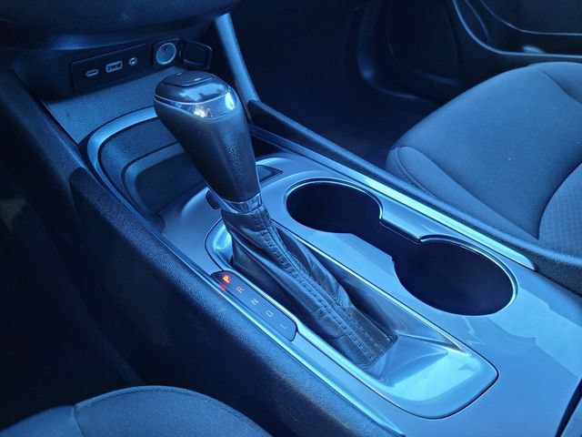Used 2020 Chevrolet Malibu LT FWD image 12