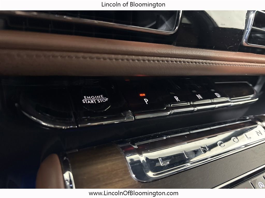 Certified 2025 Lincoln Aviator Reserve w/ Illumination Package image 45