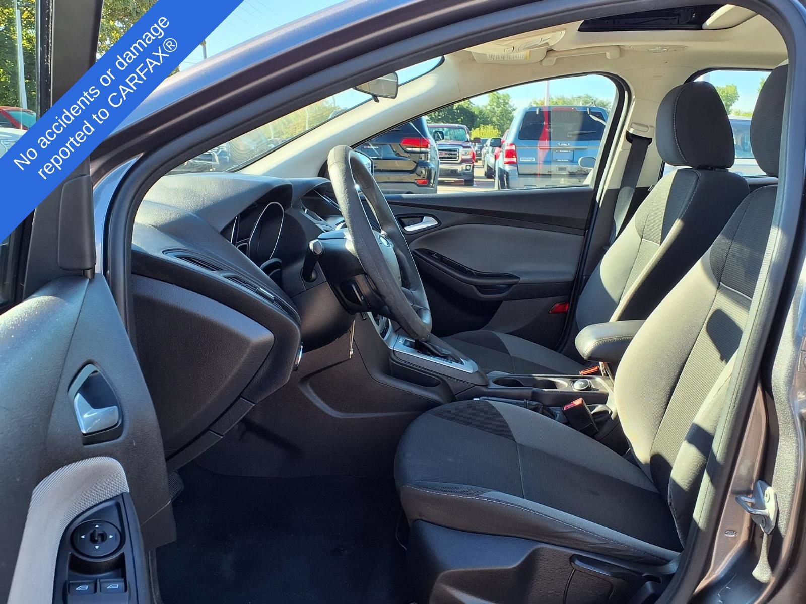Used 2014 Ford Focus SE FWD image 19