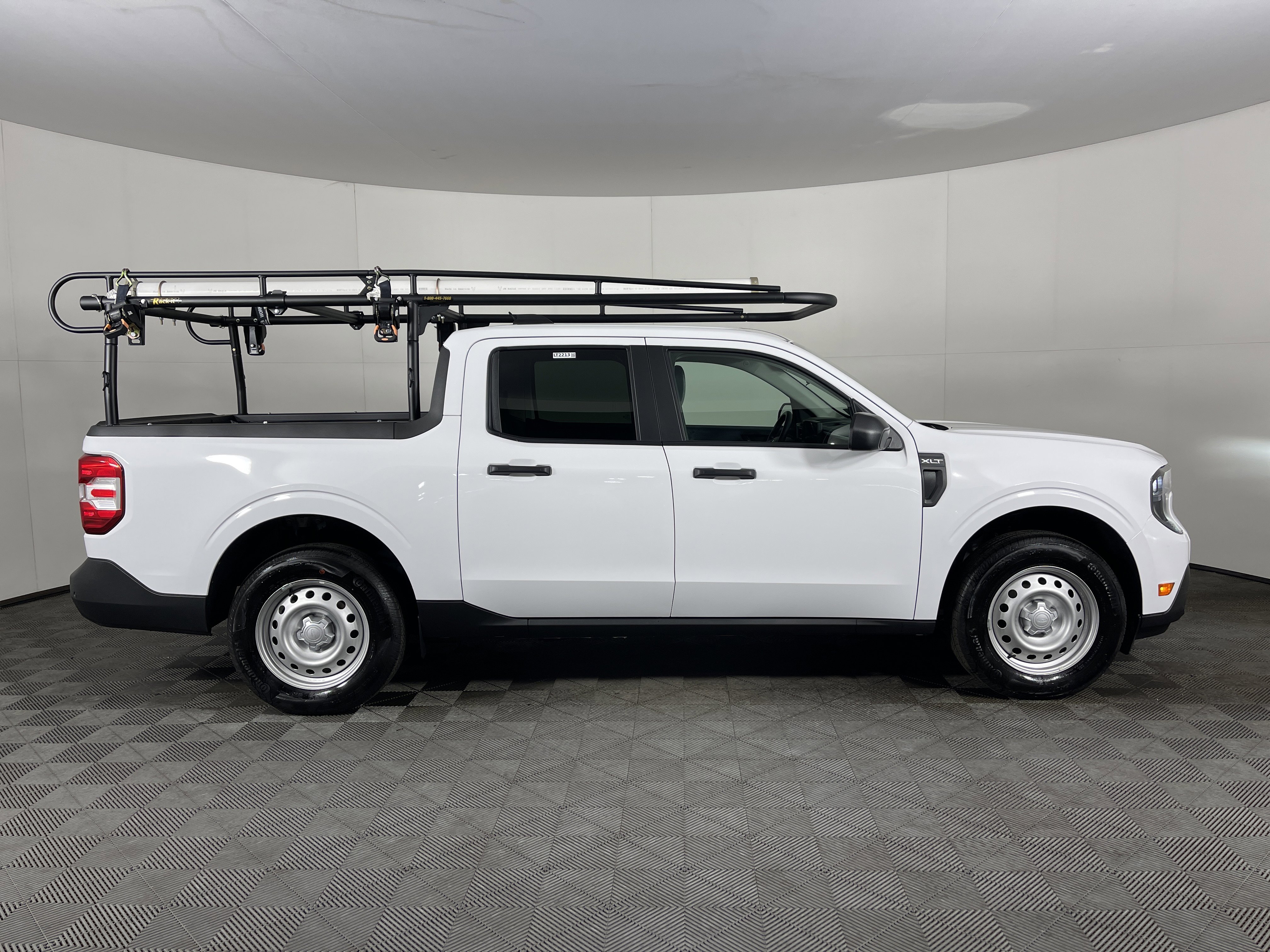 Used 2025 Ford Maverick XLT w/ Equipment Group 302A image 5