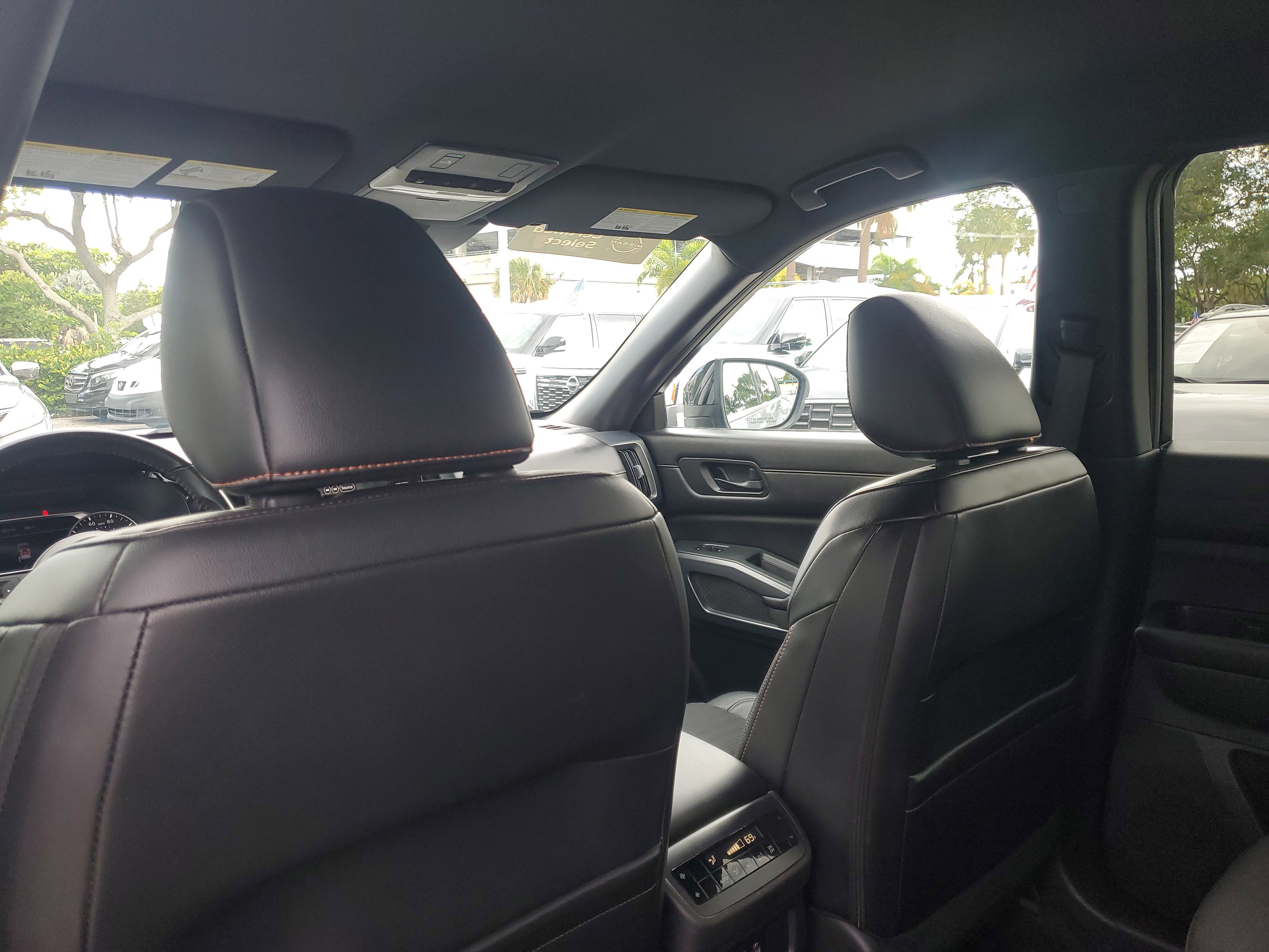 Used 2023 Nissan Pathfinder Rock Creek image 13