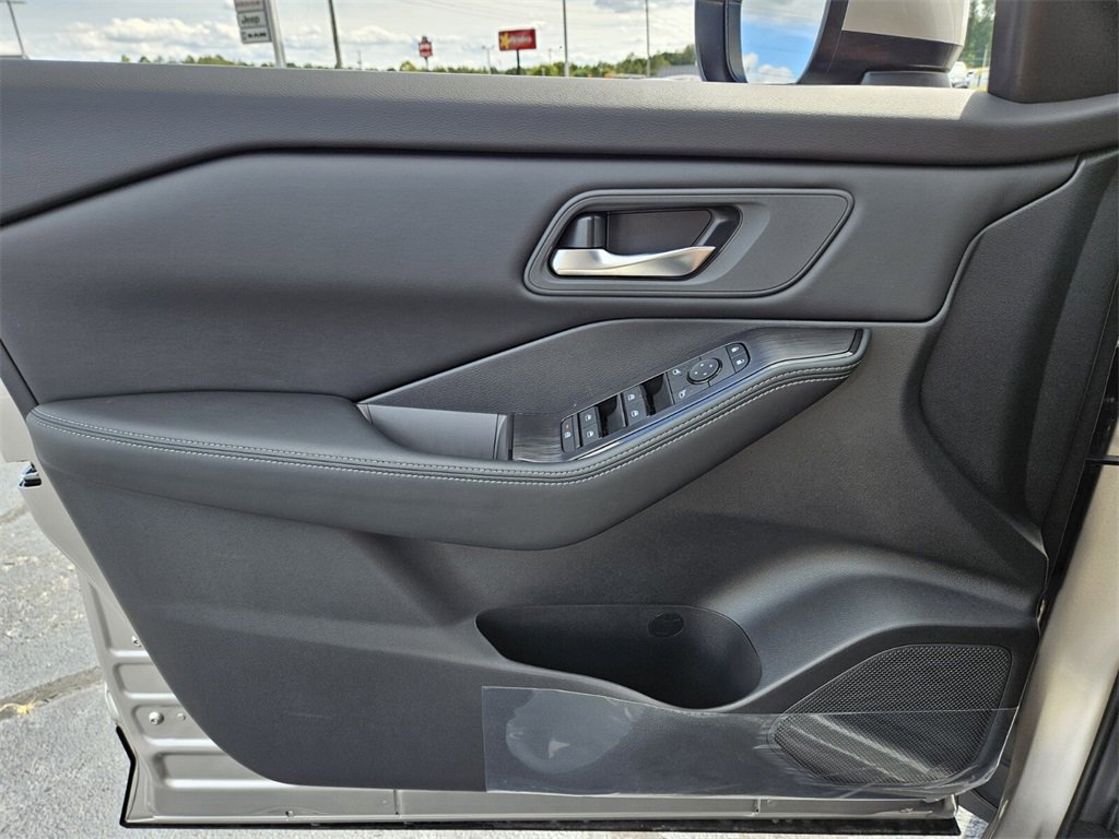 New 2026 Nissan Rogue SV image 13