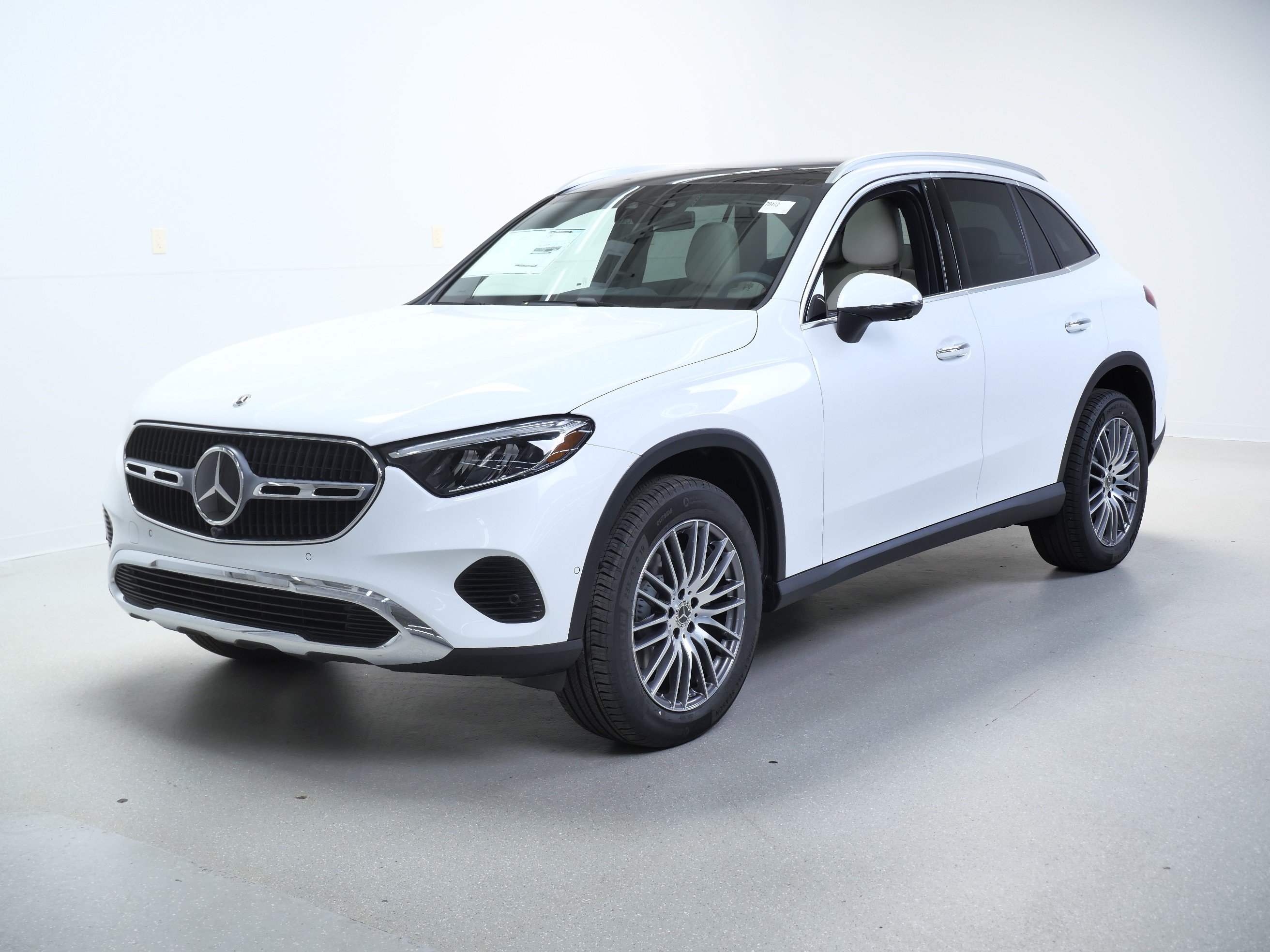 New 2026 Mercedes-Benz GLC 300 4MATIC image 4