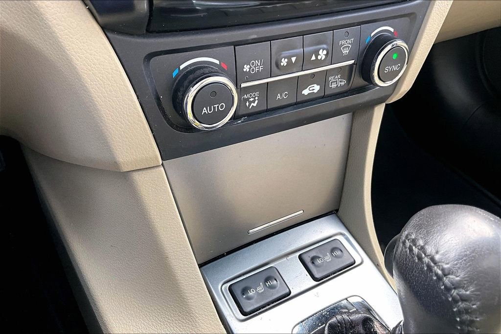 Used 2013 Acura ILX w/ Premium Package FWD image 31