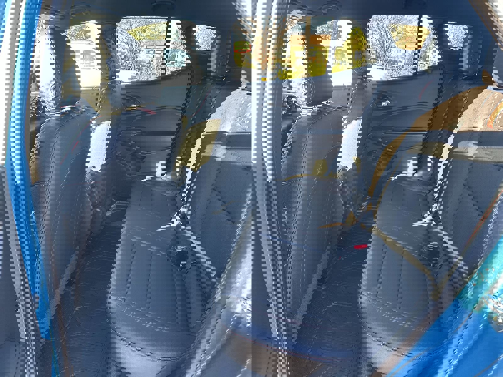 Certified 2025 Chevrolet Trax RS image 31