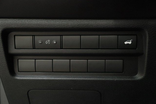Used 2022 Mitsubishi Outlander SEL Black Edition AWD/4WD image 9