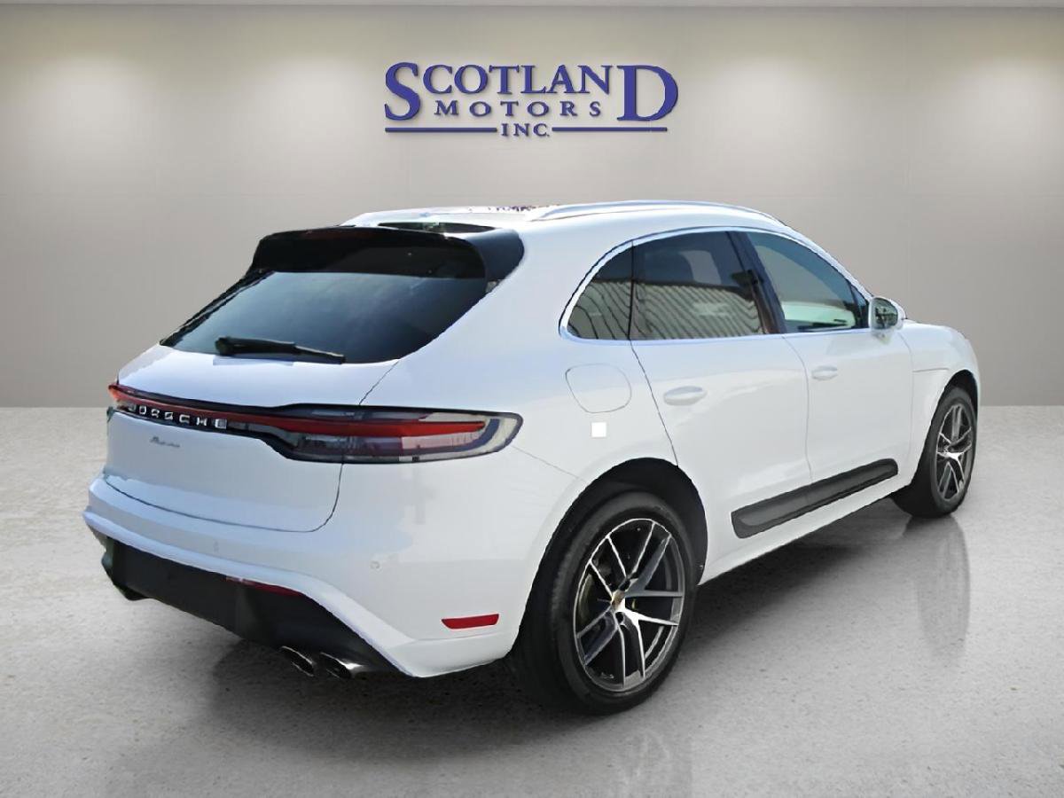 Used 2023 Porsche Macan AWD/4WD image 7