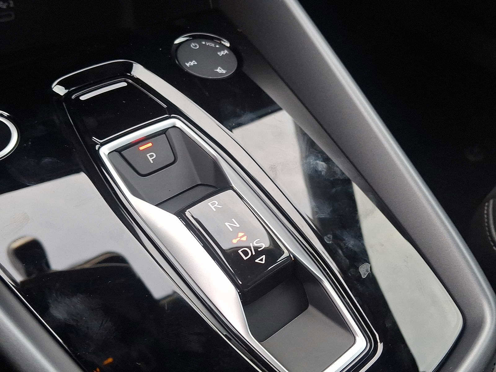 New 2026 Audi A3 2.0T Premium image 14