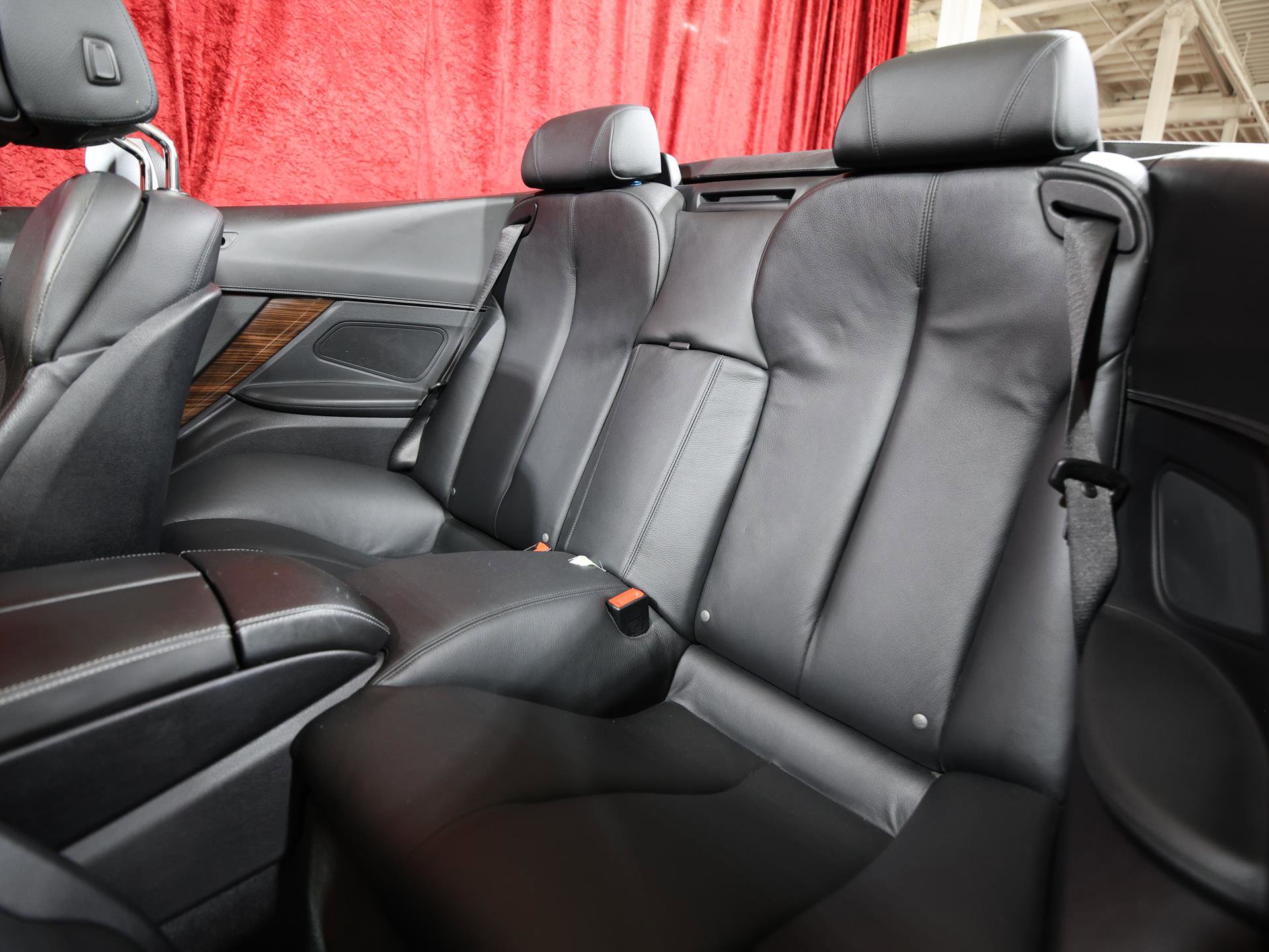 Used 2018 BMW 640i Convertible RWD image 16