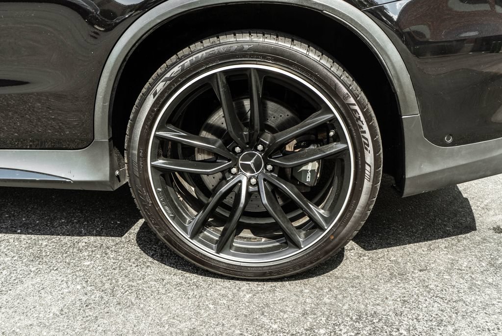 Used 2019 Mercedes-Benz GLC 63 AMG 4MATIC image 37