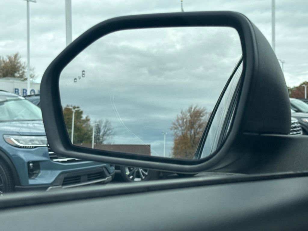 Used 2023 Ford Explorer XLT w/ Equipment Group 202A image 36