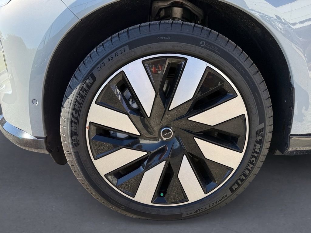 New 2025 Volvo EX90 Ultra AWD/4WD image 35